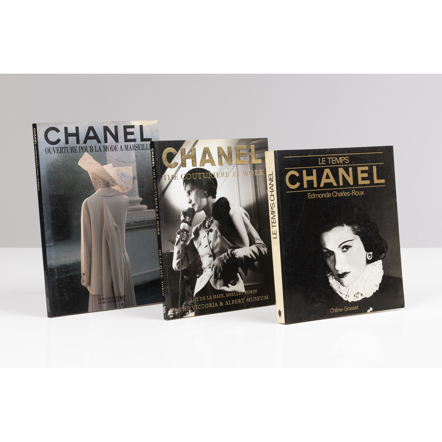 Chanel] Ensemble de trois livres - Le Temps, Edmonde Charles-Roux
