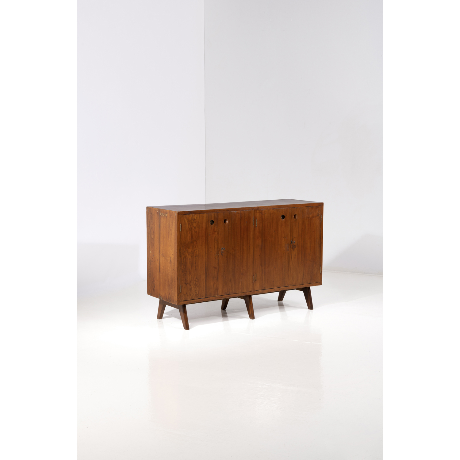 ƒ Pierre Jeanneret (1896-1967) Buffet type PJ-R-14-A