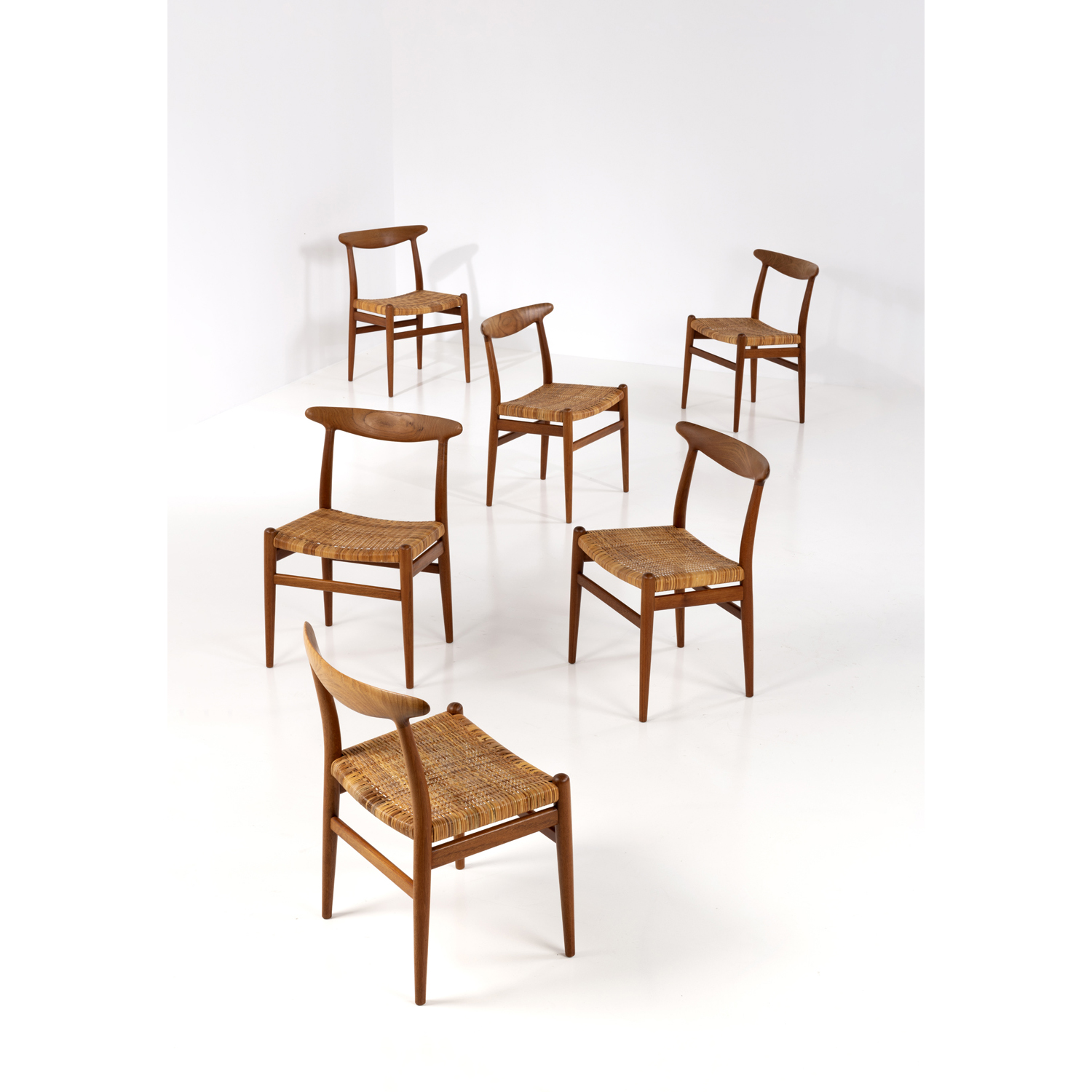 Hans wegner online w2