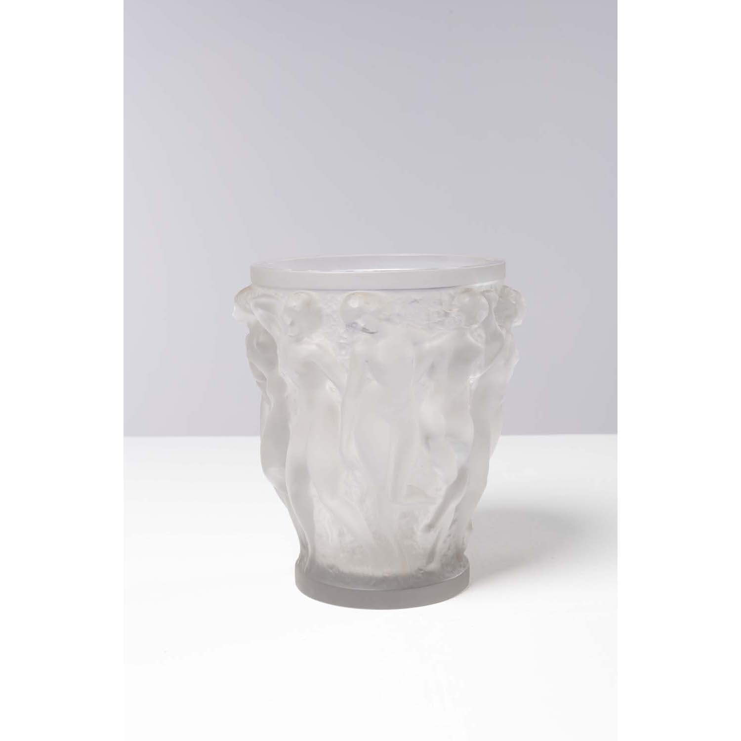 LALIQUE France Vase 